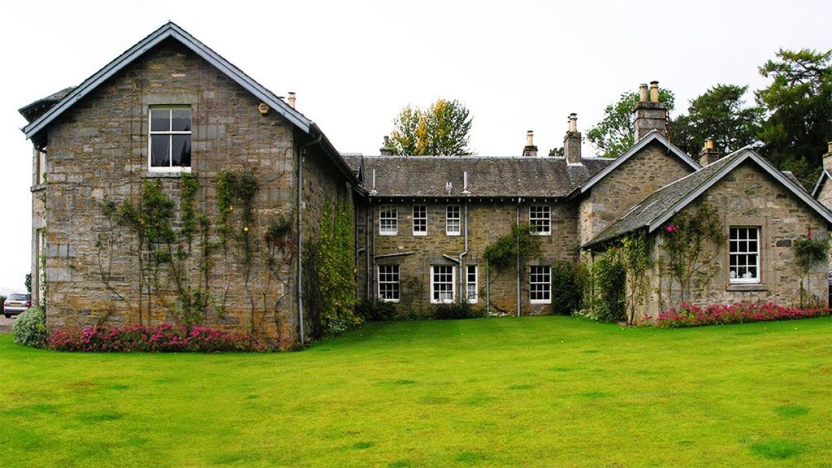 Scottish Lodge